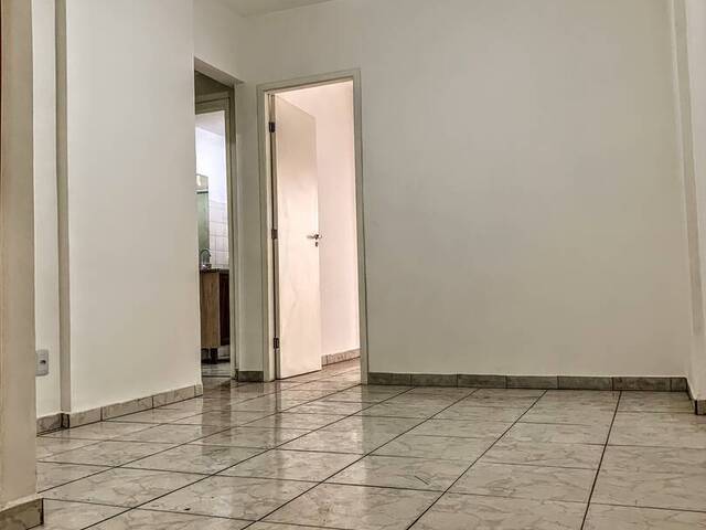 #777 - Apartamento para Locação em Santos - SP - 2