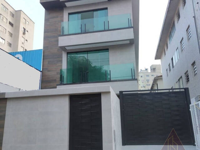 #814 - Casa para Venda em Santos - SP