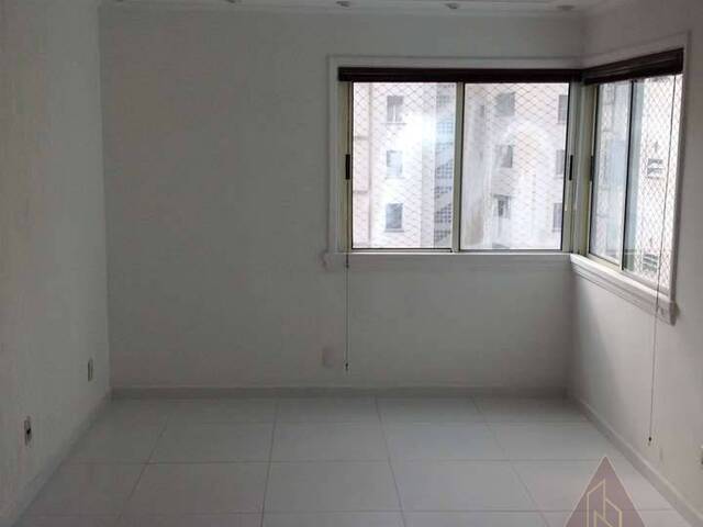 #834 - Apartamento para Locação em Santos - SP - 1