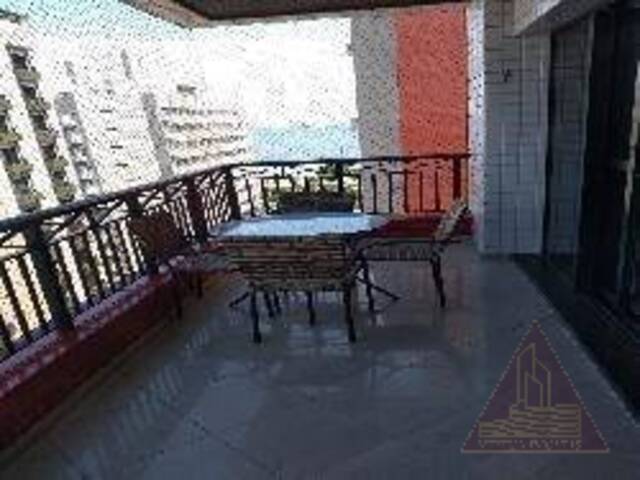 #75 - Apartamento para Locação em Santos - SP