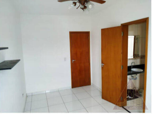 #422 - Apartamento para Venda em São Vicente - SP - 3