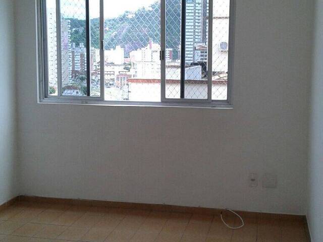#556 - Apartamento para Locação em Santos - SP
