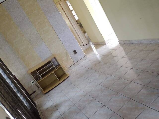 #662 - Apartamento para Locação em Santos - SP