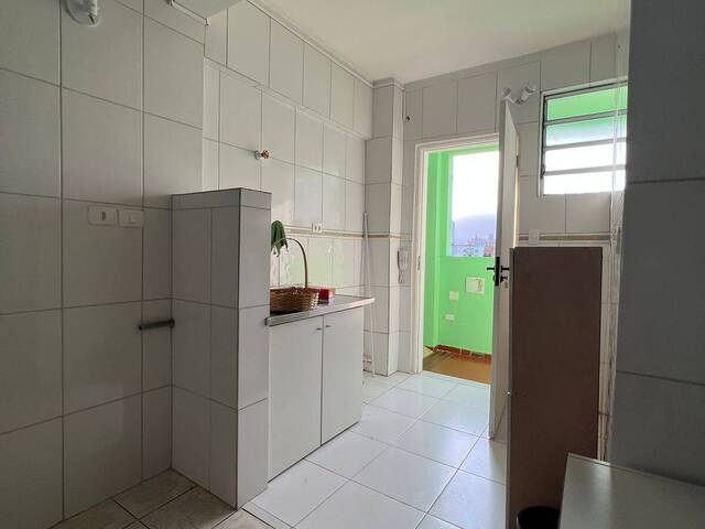 #724 - Apartamento para Locação em Santos - SP - 2