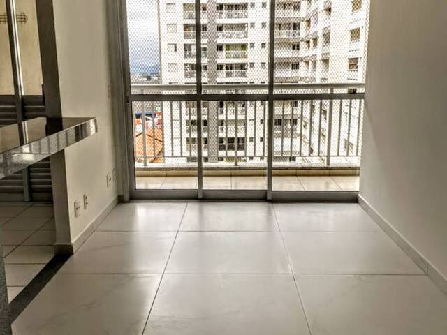 #486 - Apartamento para Locação em Santos - SP