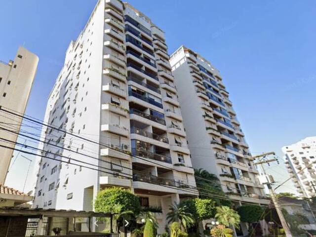 #767 - Apartamento para Venda em Santos - SP