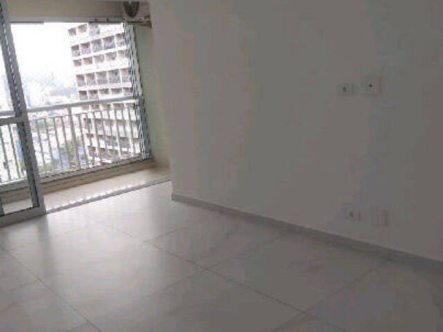 #521 - Apartamento para Locação em Santos - SP