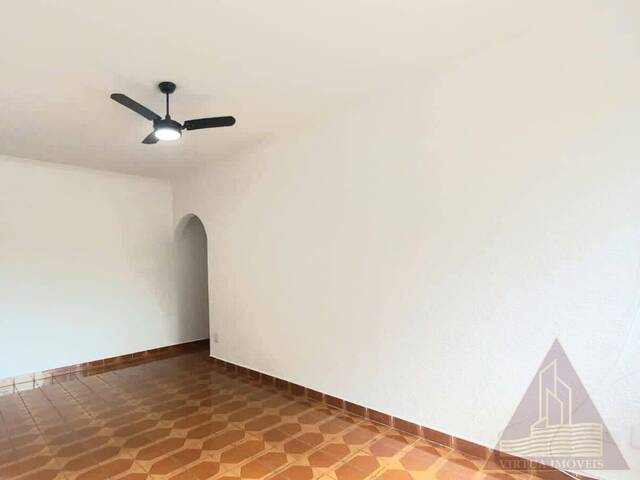 #803 - Apartamento para Venda em Santos - SP