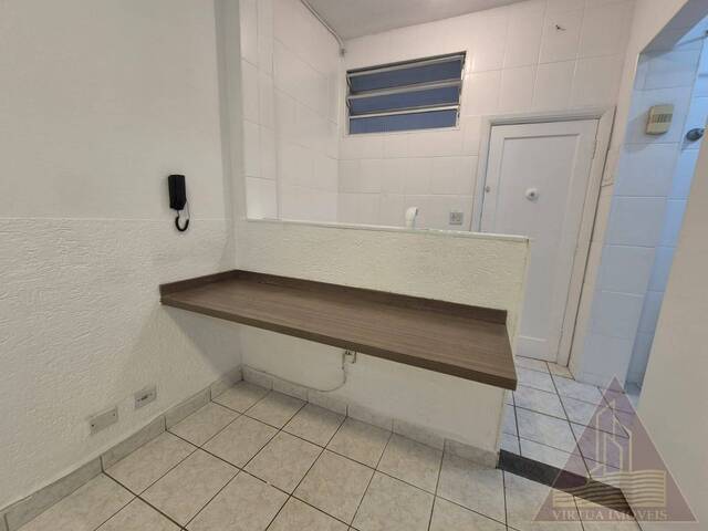 #817 - Apartamento para Locação em Santos - SP